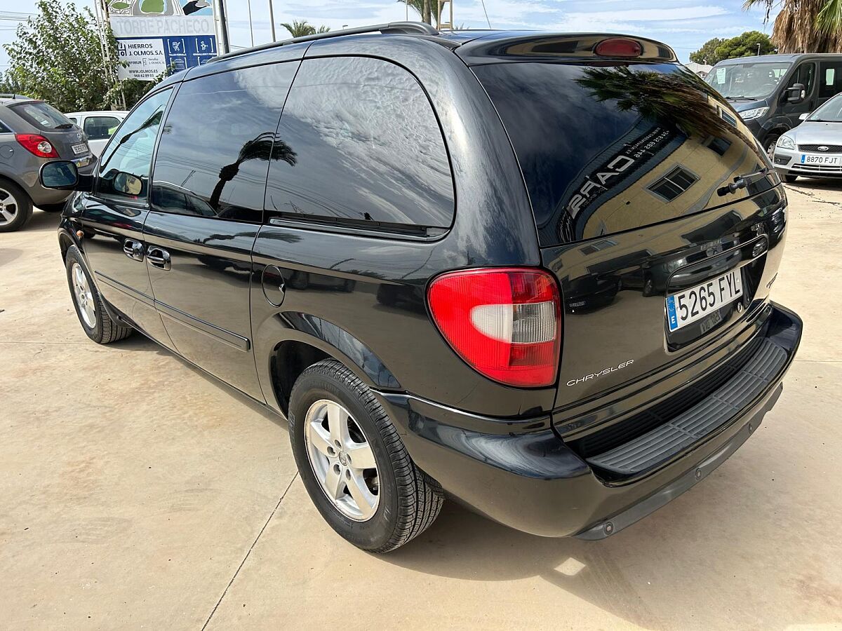 CHRYSLER VOYAGER LX 2.8 CRDI AUTO SPANISH LHD IN SPAIN 150000 MILES 7 SEAT 2007